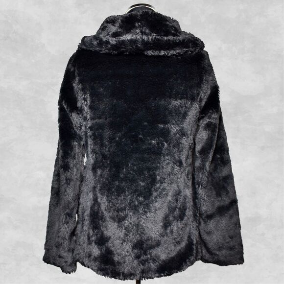 Patagonia Girls Size XL /14 Black Fuzzy Faux Fur Fleece Shawl Collar Jacket - Picture 5 of 7